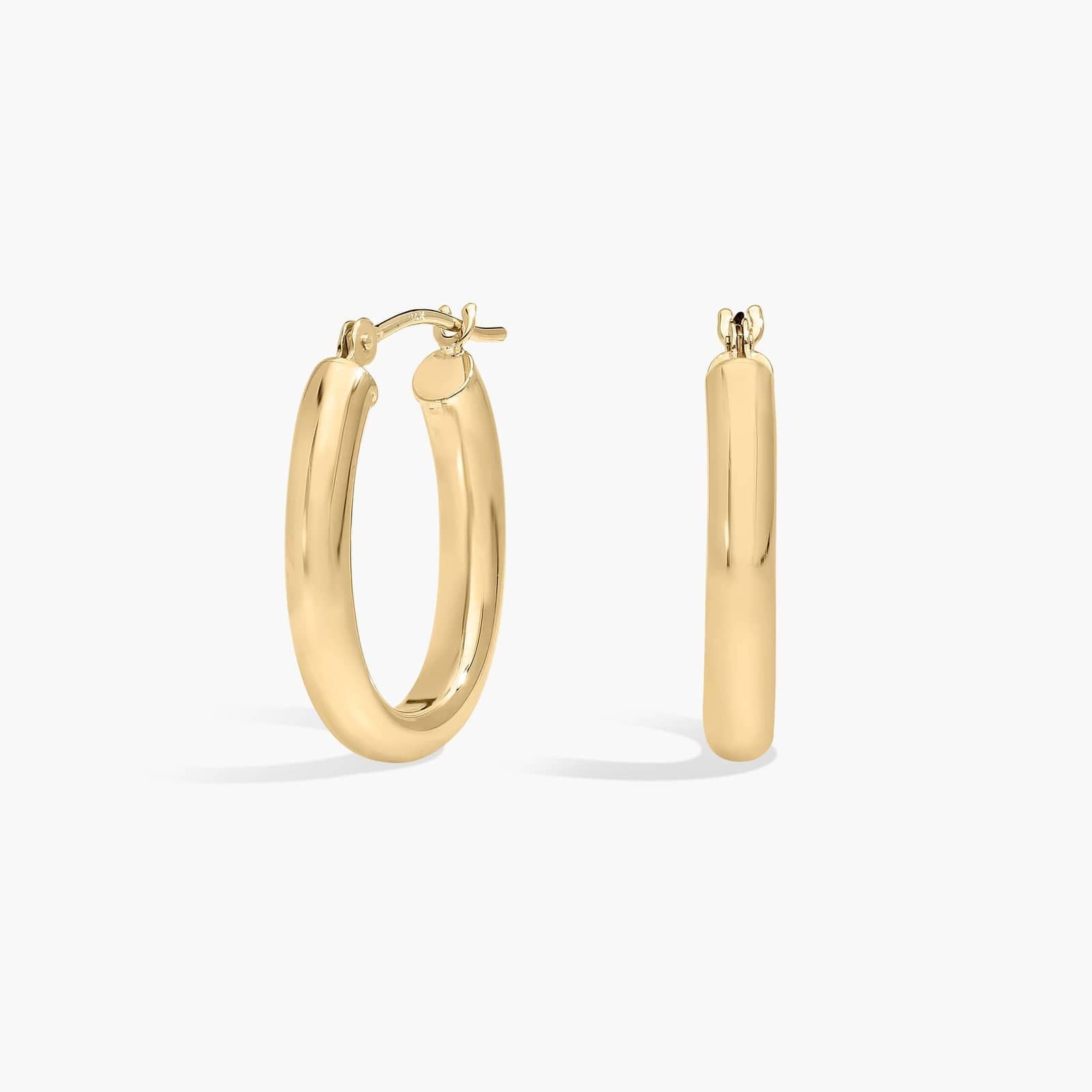 Oval Hoop Earrings (3x18mm) in 14K Yellow Gold
