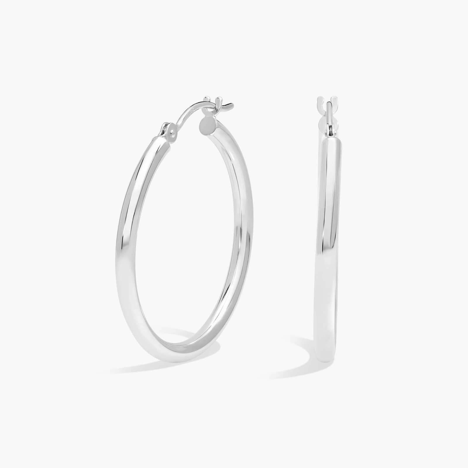 Hoop Earrings (2x25mm) in 14K White Gold