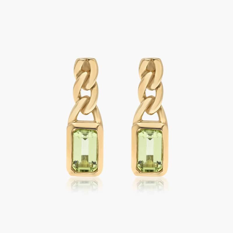 Radiant Reflections Peridot Curb Chain Stud Earrings In 14K Yellow Gold