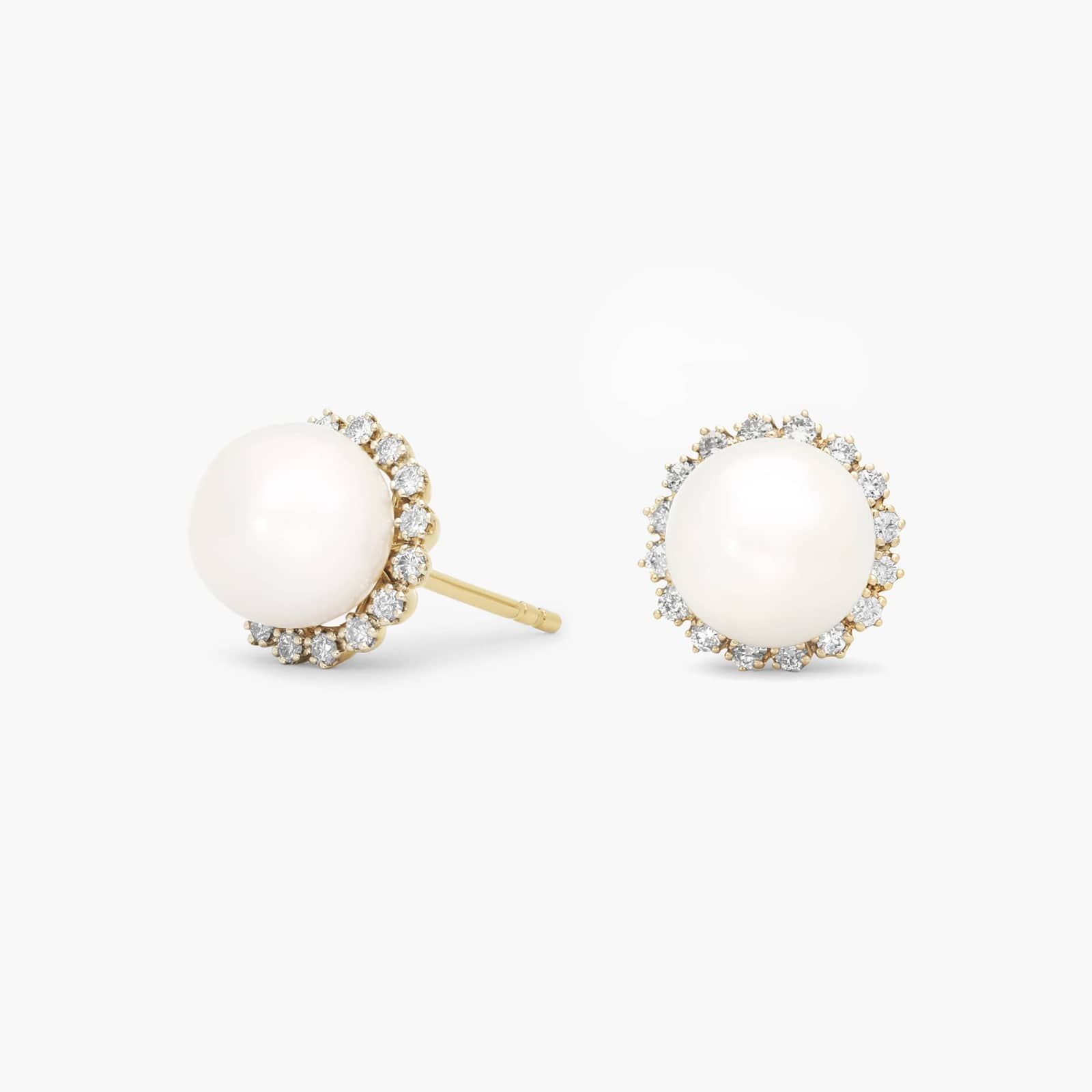 Pearl Studs with Diamond Halo in 14K Yellow Gold (1/4 ct. tw.)