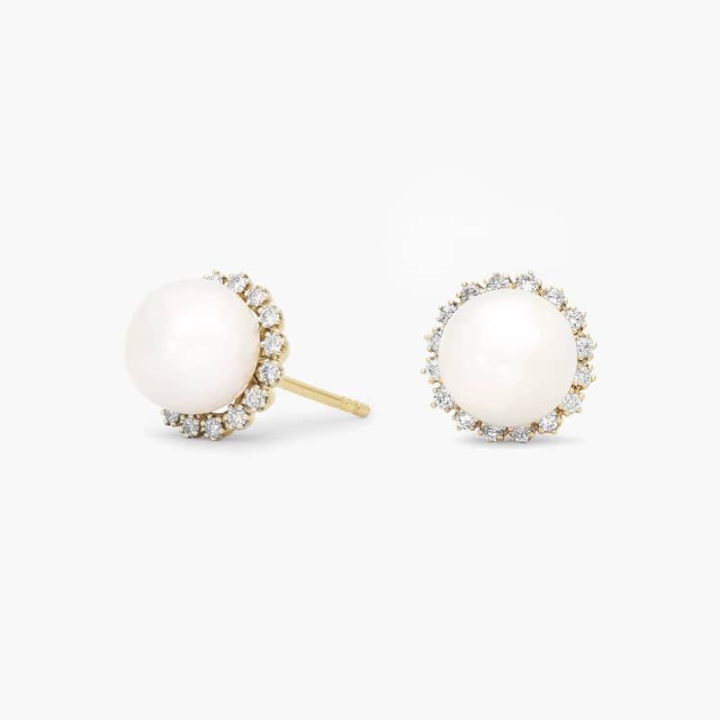 Pearl Studs with Diamond Halo in 14K Yellow Gold (1/4 ct. tw.)