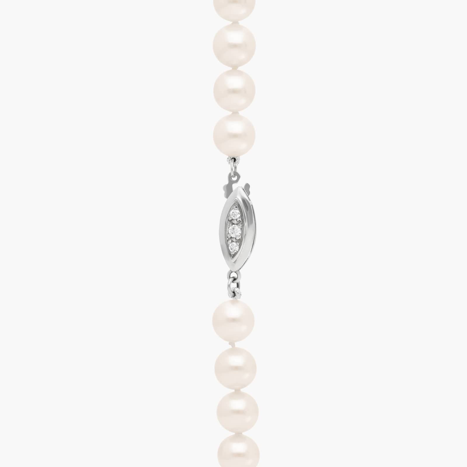 18" Premier Akoya Cultured Pearl Strand Necklace with Diamond Clasp in 18k White Gold (7.5-8.0mm)