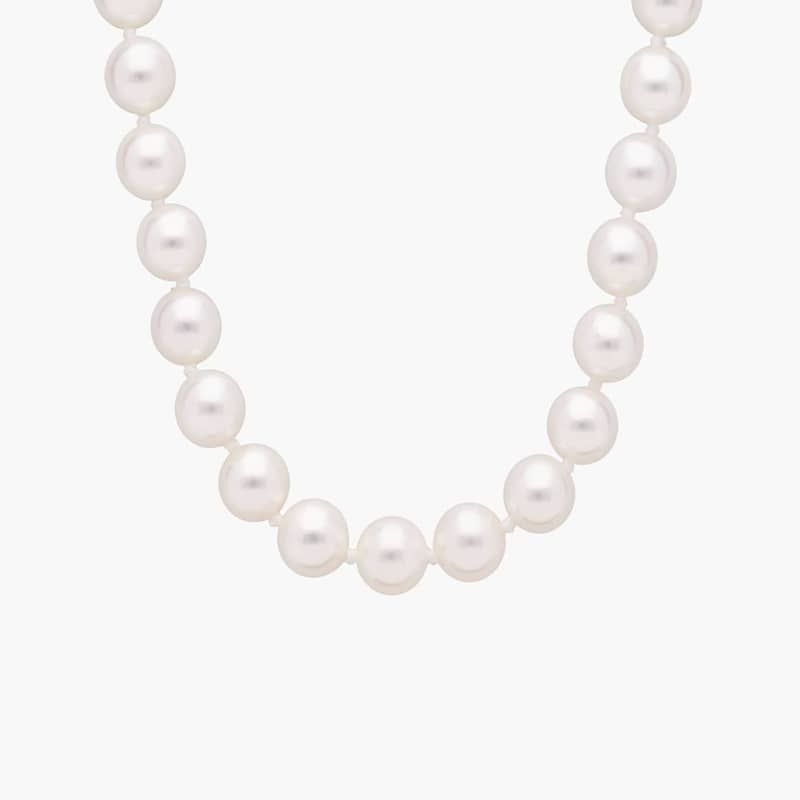 16" Classic Akoya Cultured Pearl Strand Necklace in 18k Yellow Gold (6.5-7.0mm)