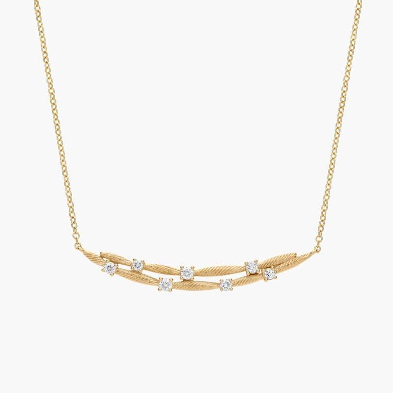 Diamond Grooved Smile Necklace in 14K Yellow Gold (1/4 Ct. Tw.)