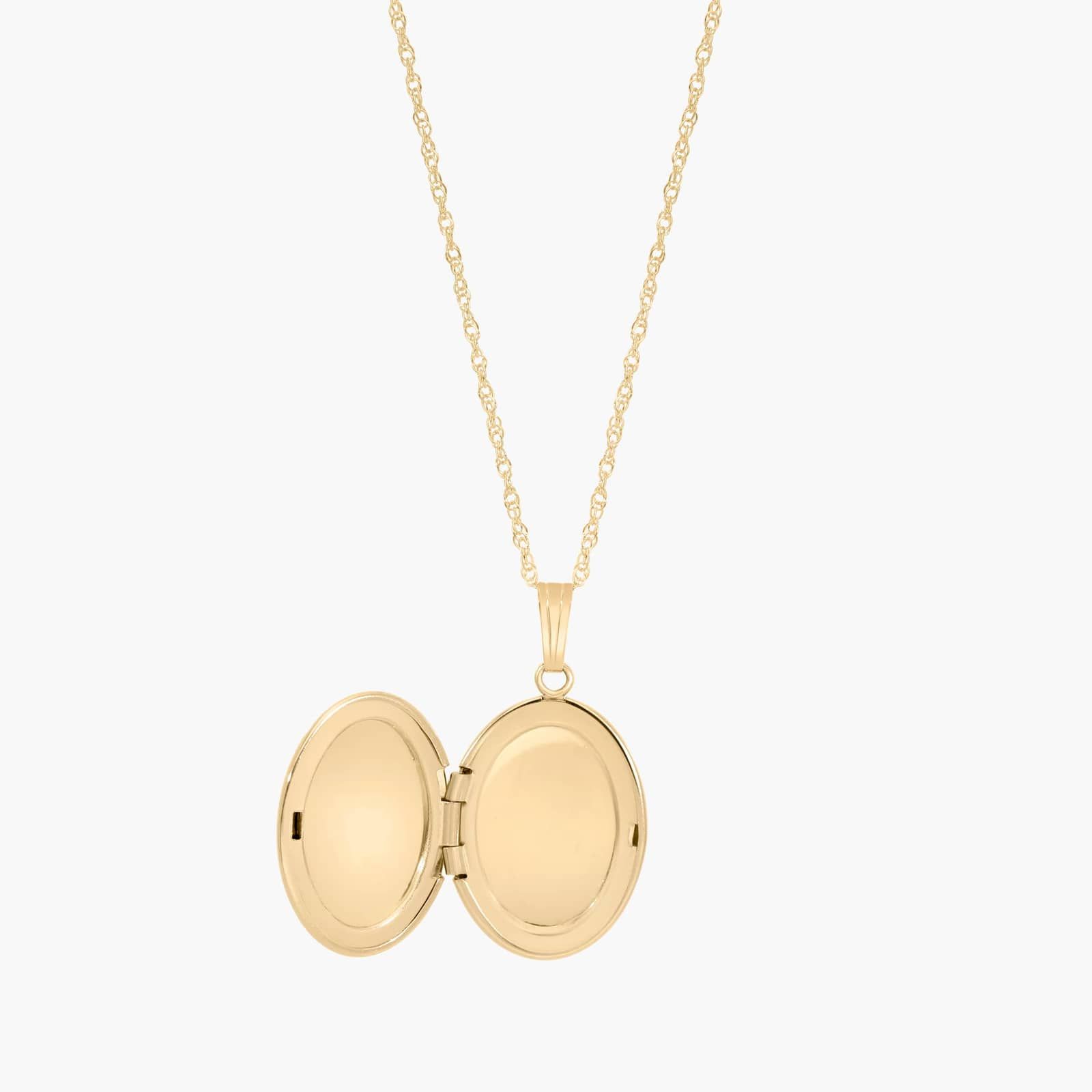 Oval Locket Necklace in 14K Yellow Gold