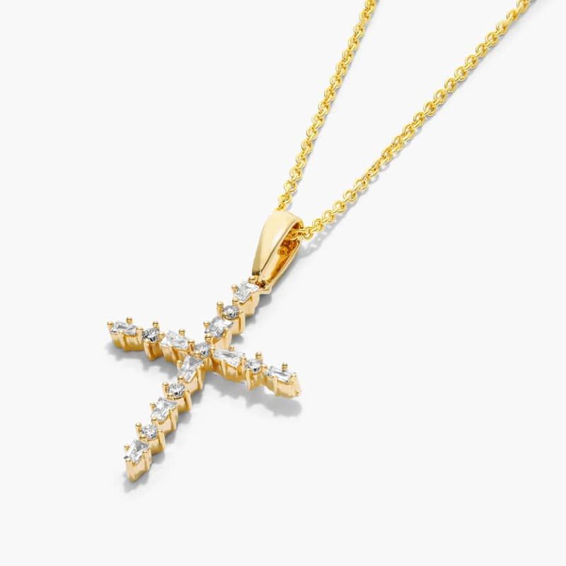 Alternating Diamond Cross Necklace In 14K Yellow Gold