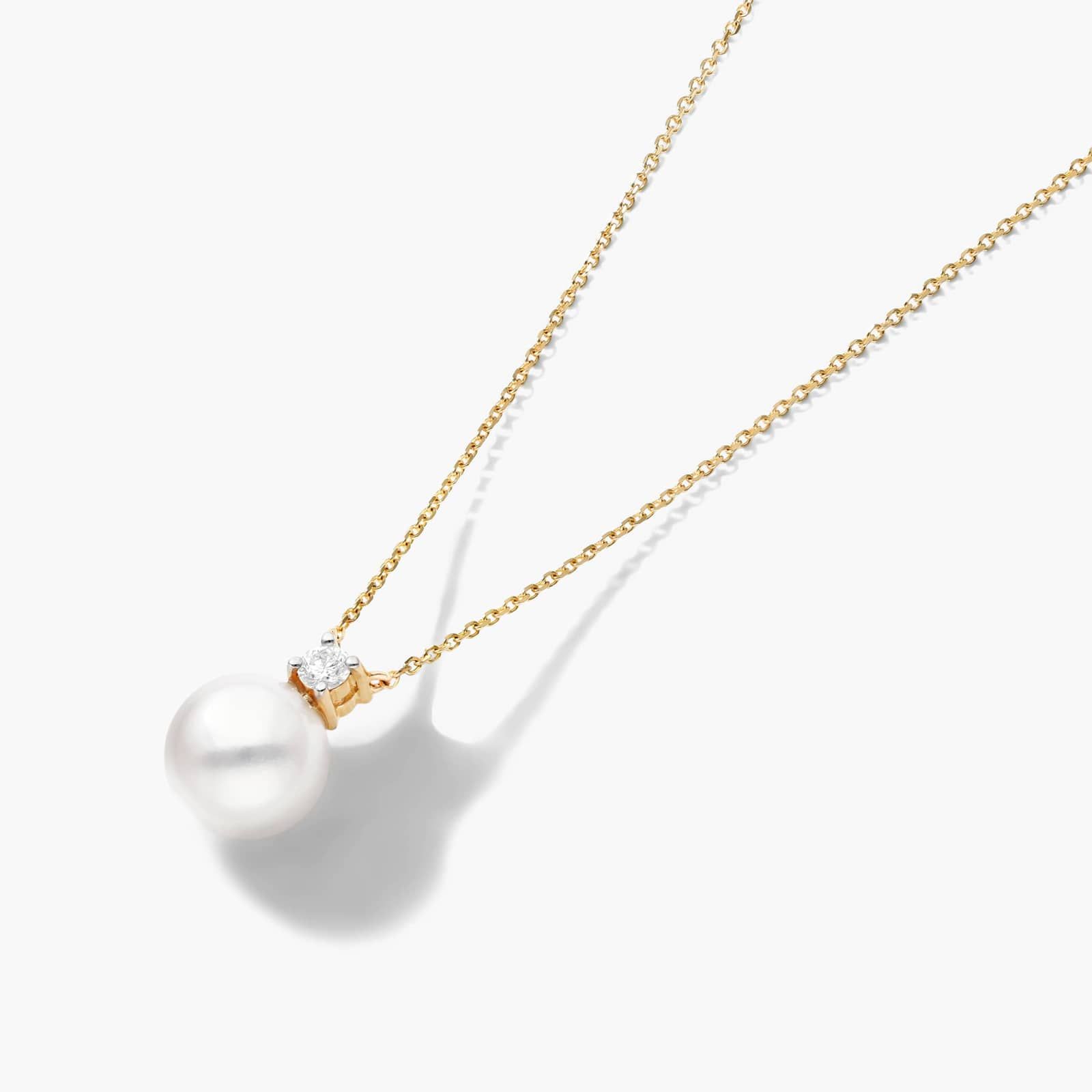 14K Yellow Gold Freshwater Cultured Pearl and Diamond Necklace (8.5-9.0mm) By James Allen