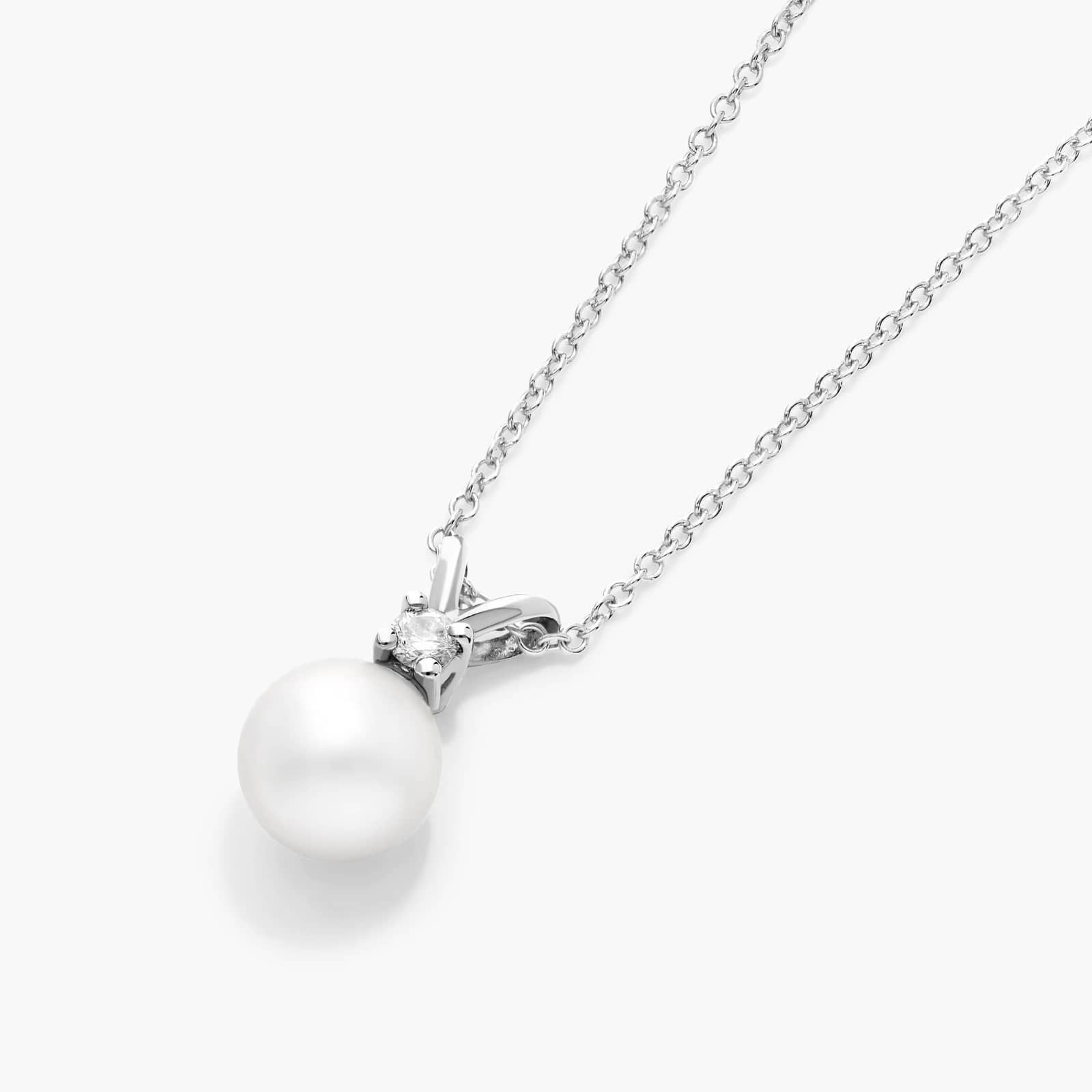 14K White Gold Akoya Cultured Pearl and Diamond Necklace By James Allen