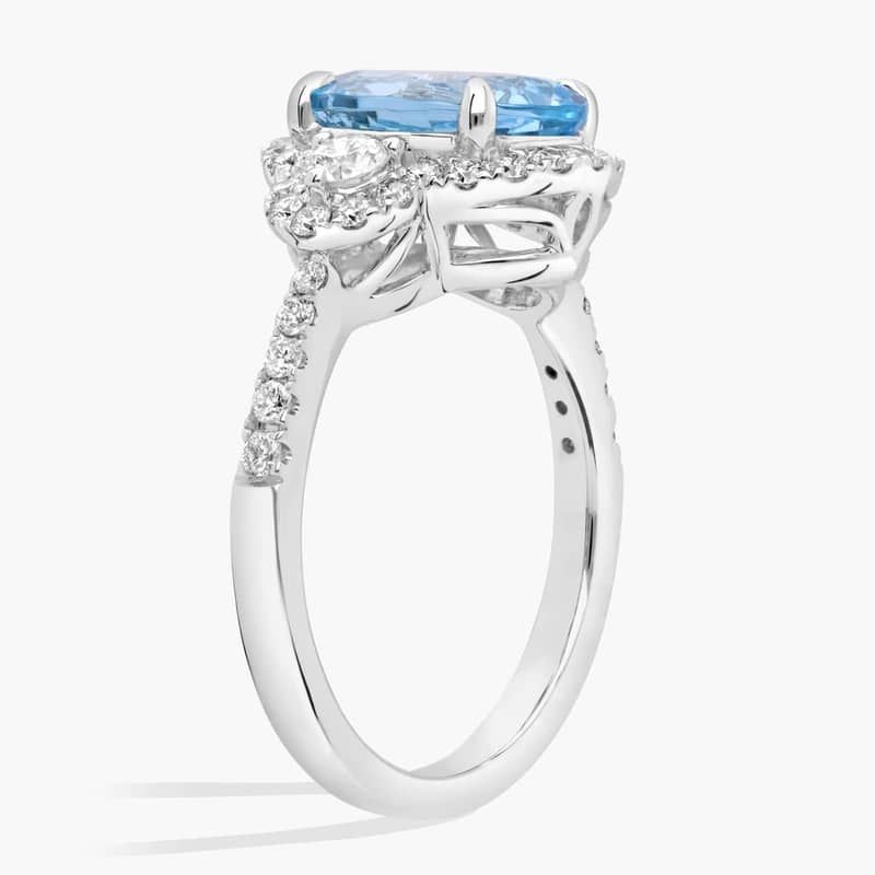 Oval Aquamarine and Diamond Halo Ring in 14k White Gold (10x8mm)