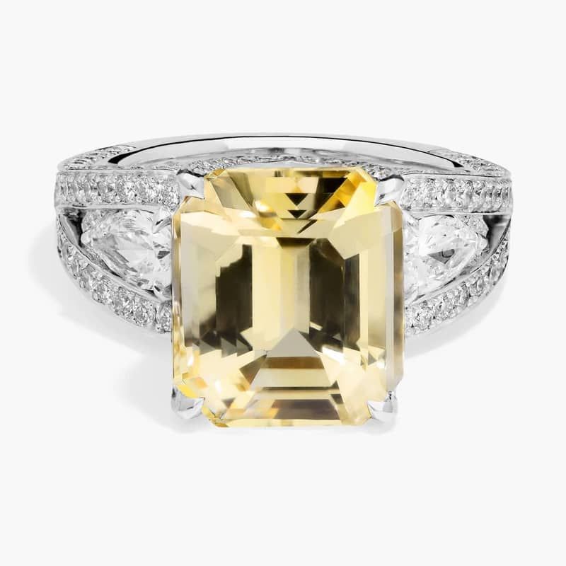 Extraordinary Collection: Yellow Sapphire and Diamond Ring in 18k White Gold