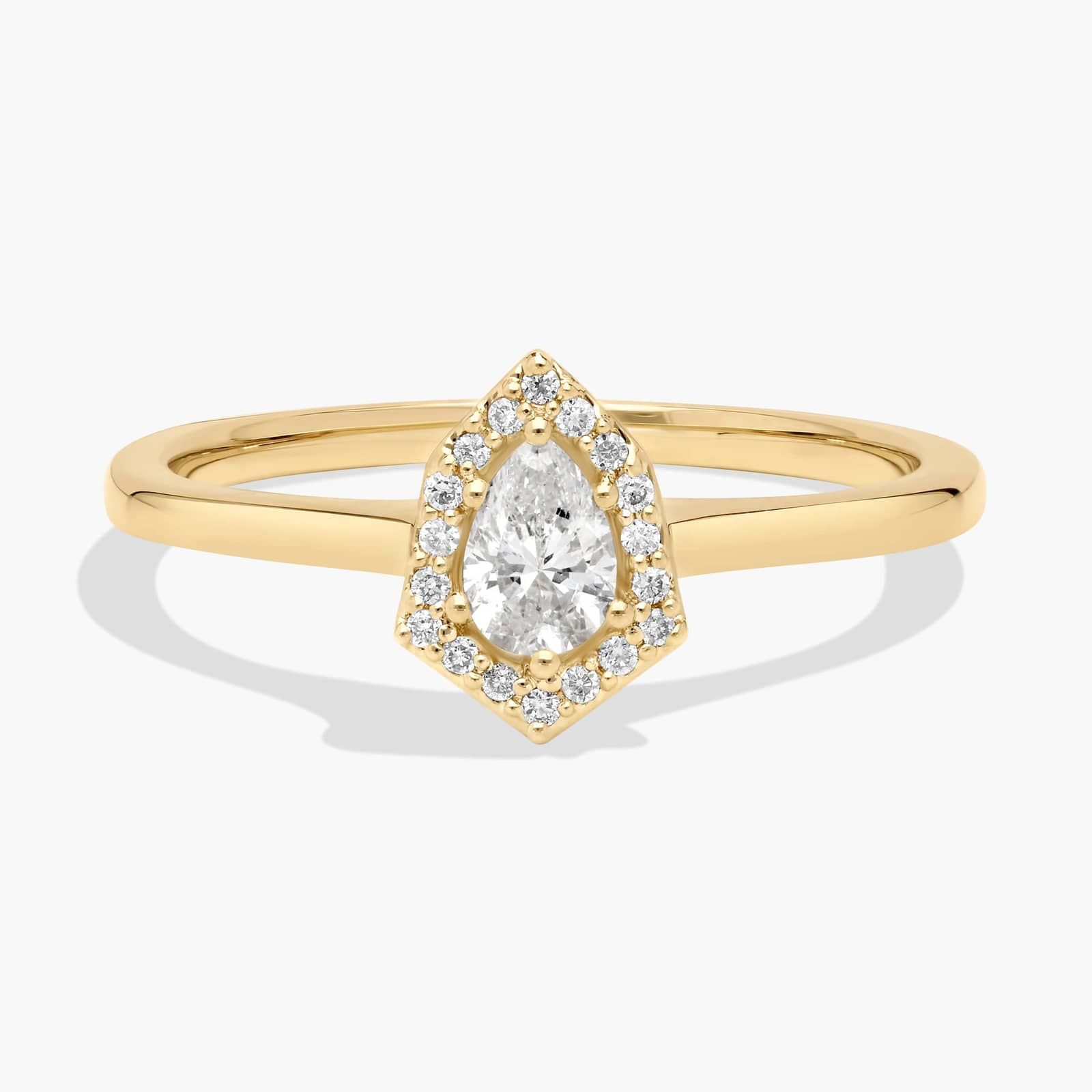 Diamond Pear Six Edge Halo Ring in 14K Yellow Gold (1/3 Ct. Tw.)