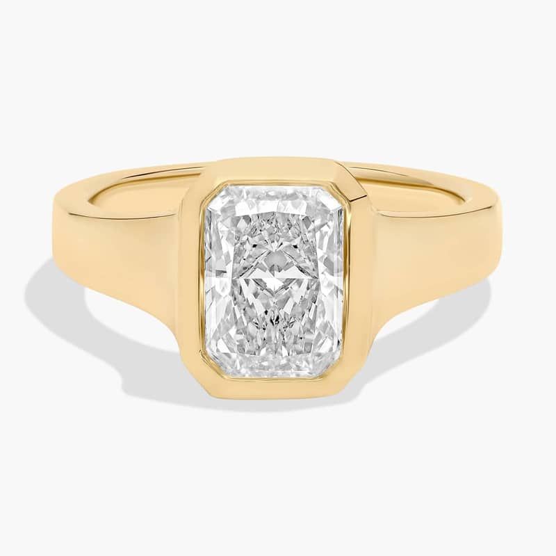 Lab Grown Radiant Cut Diamond Bezel Ring in 14K Yellow Gold (2 Ct. Tw.)