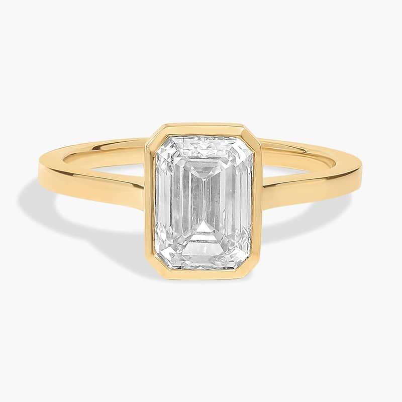 Lab Grown Emerald Cut Diamond Bezel Ring in 18K Yellow Gold (2 Ct. Tw.)