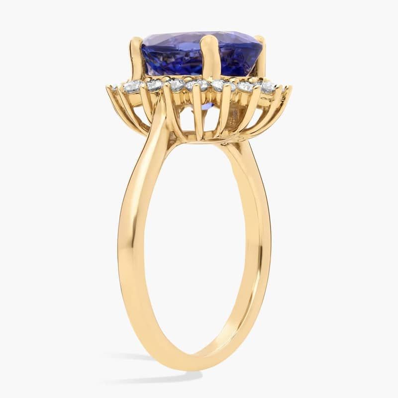 Oval Cut Tanzanite Vintage Diamond Halo Ring in 14k Yellow Gold (11x9mm)