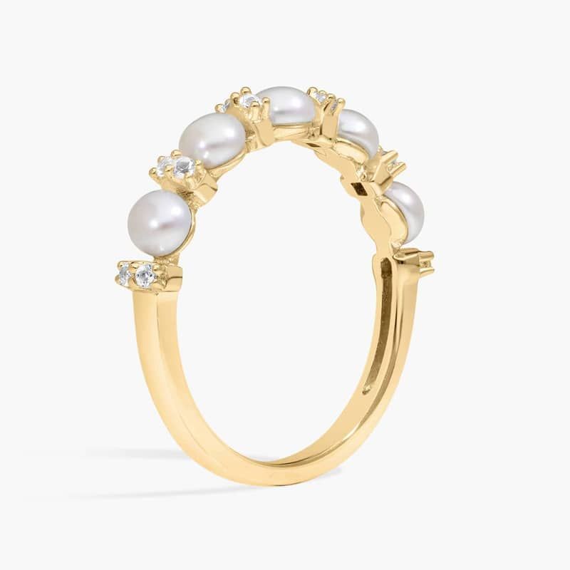 Pearl and Diamond Ring in 14K Yellow Gold
