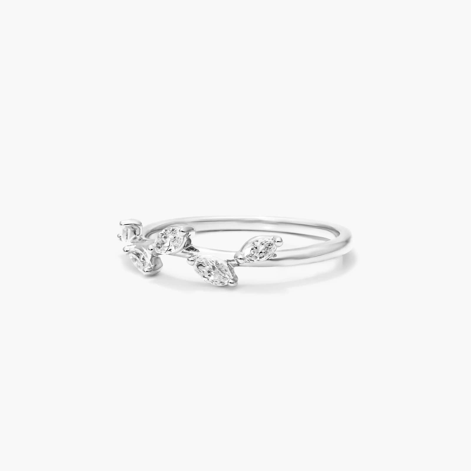 Leaf Motif Diamond Ring In 14K White Gold
