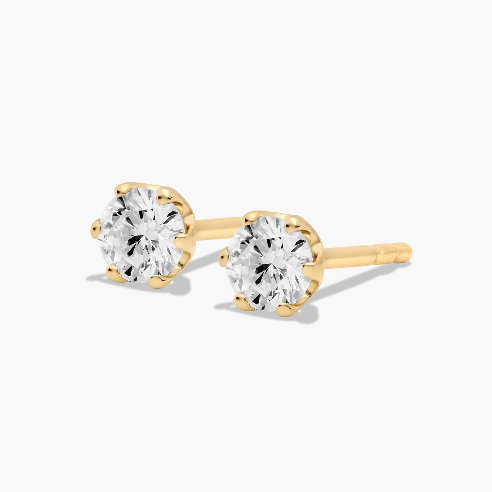 Scallop Basket 0.25 CTW Diamond Stud Earrings In 14K Yellow Gold
