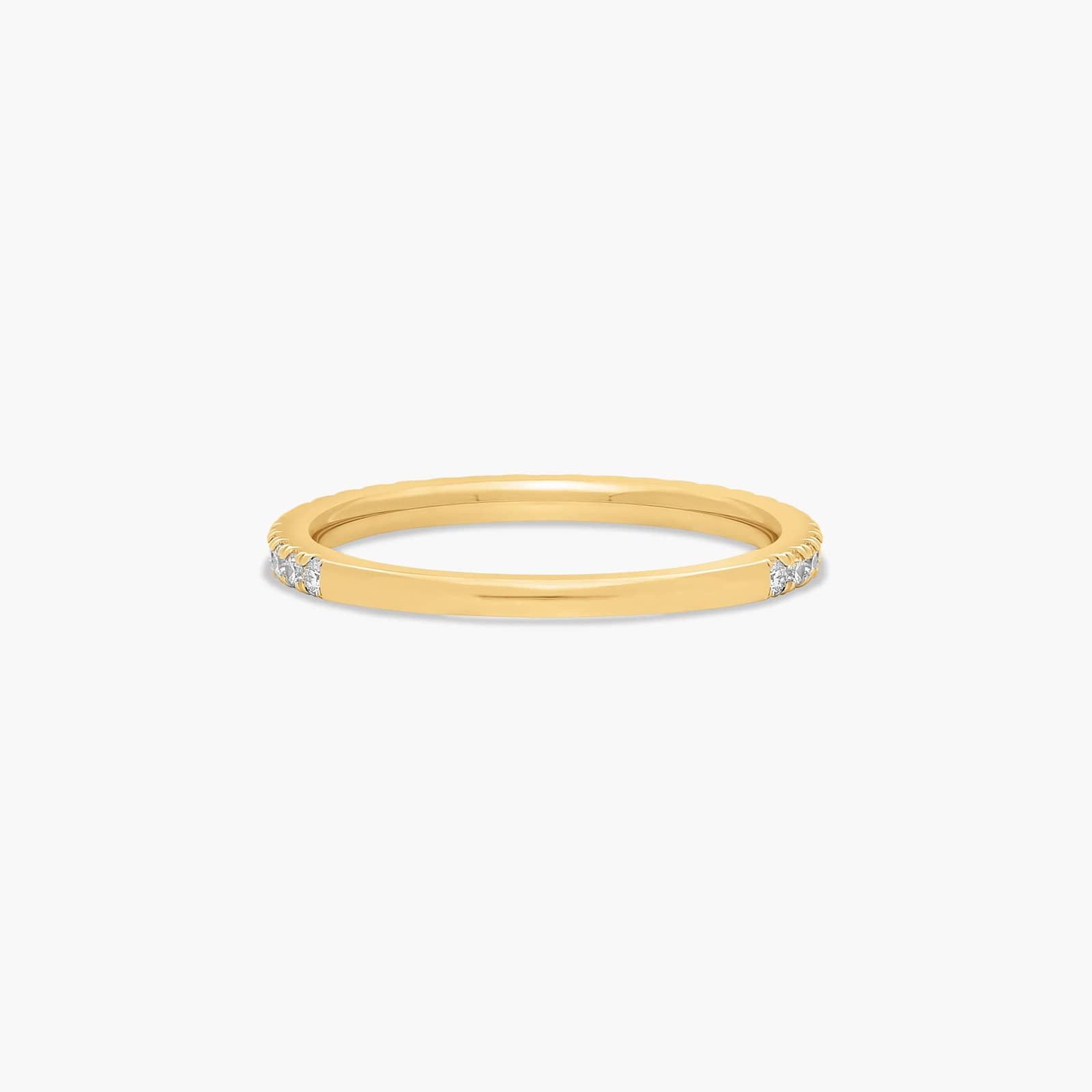 Pavé Diamond Wedding Ring In 14K Yellow Gold (1.50mm)