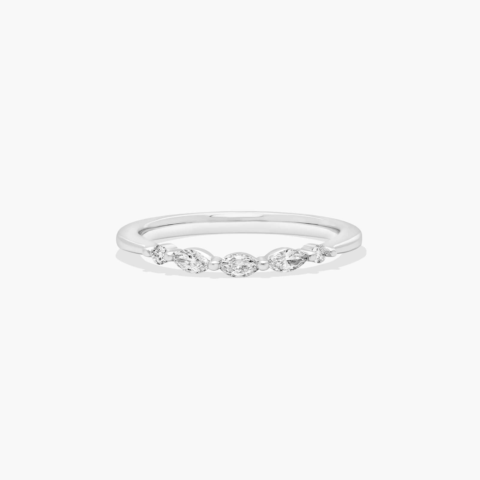 Trailing Diamond Wedding Ring In Platinum (2.00mm)