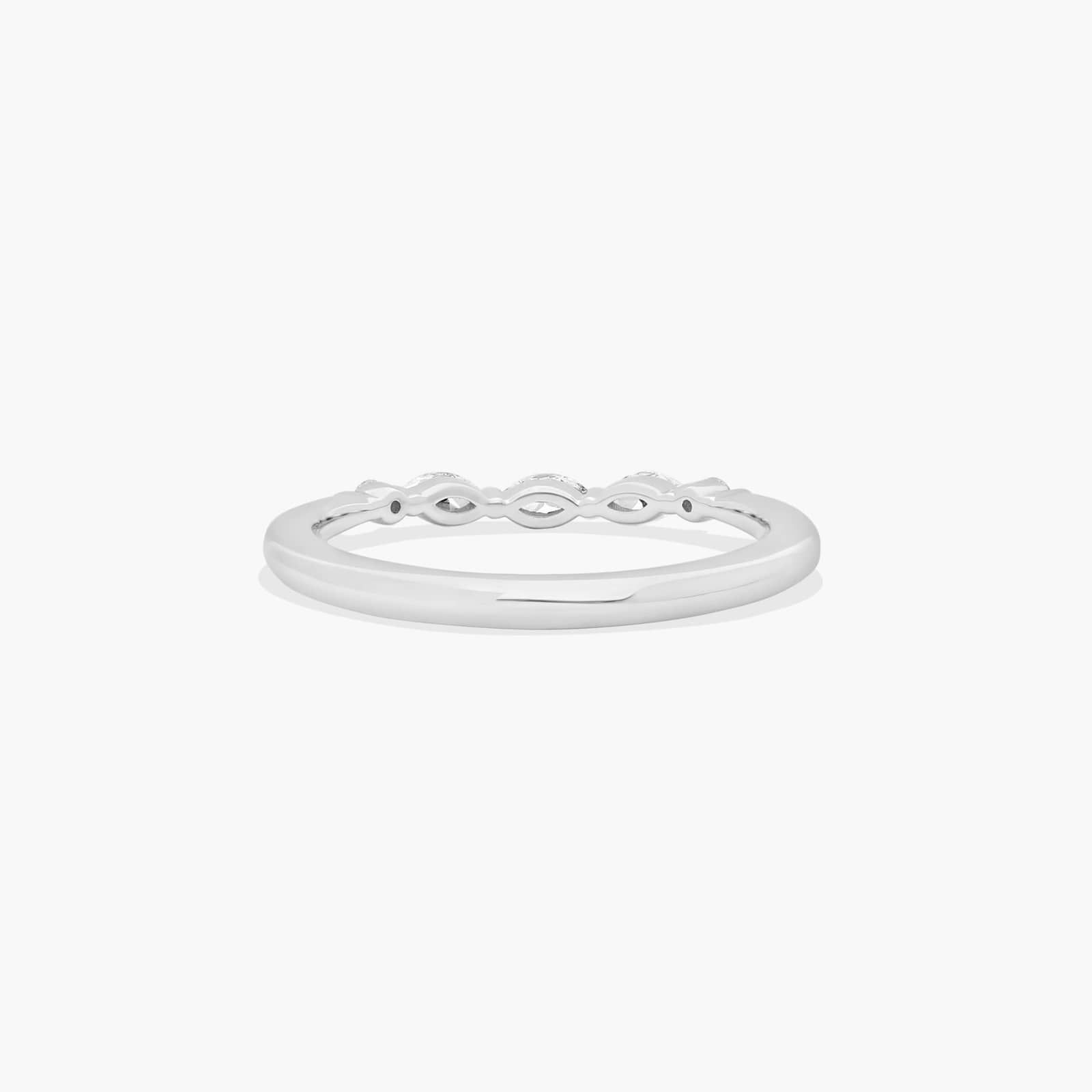 Trailing Diamond Wedding Ring In Platinum (2.00mm)