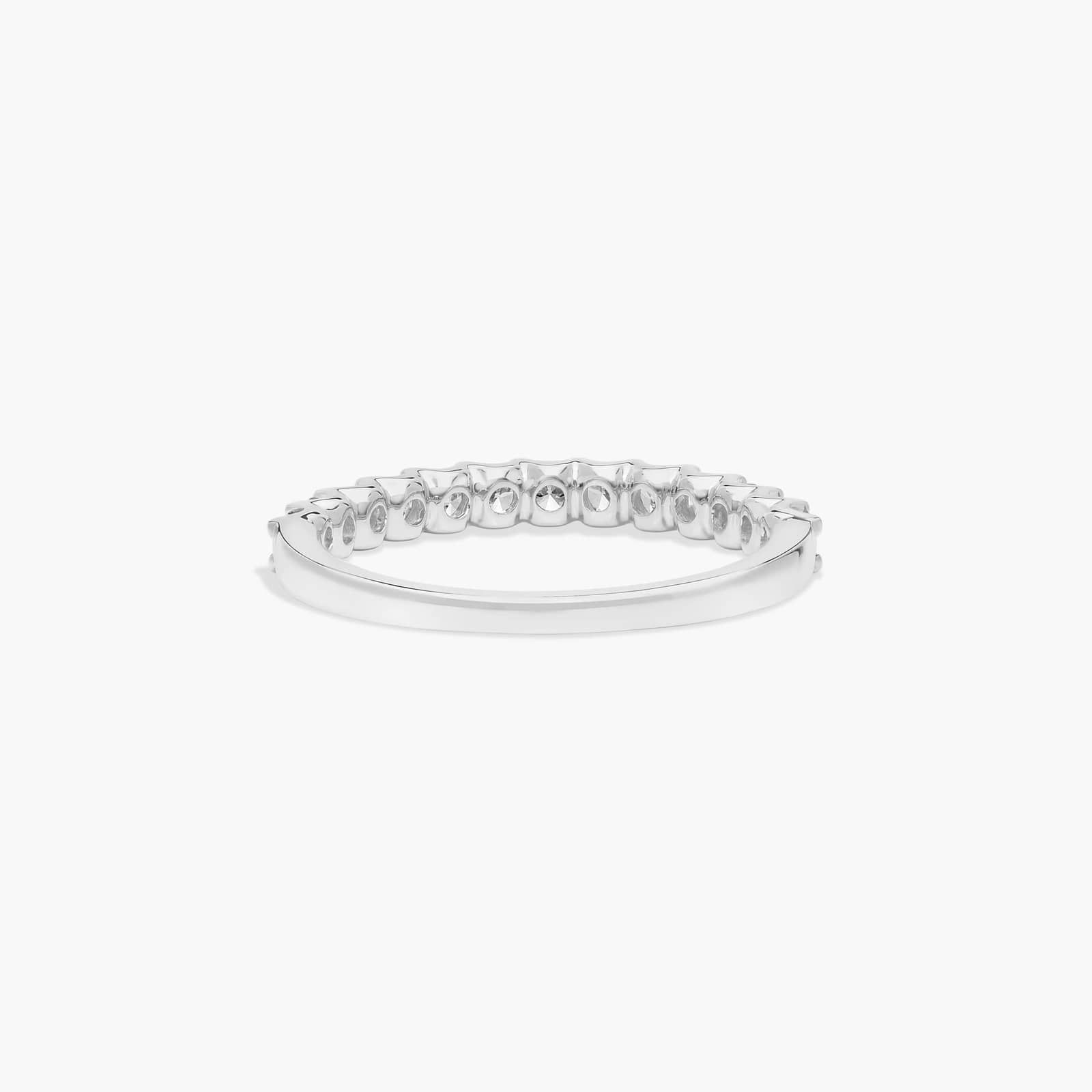 Shared Prong Petite Contour Wedding Ring In Platinum (1.50mm)