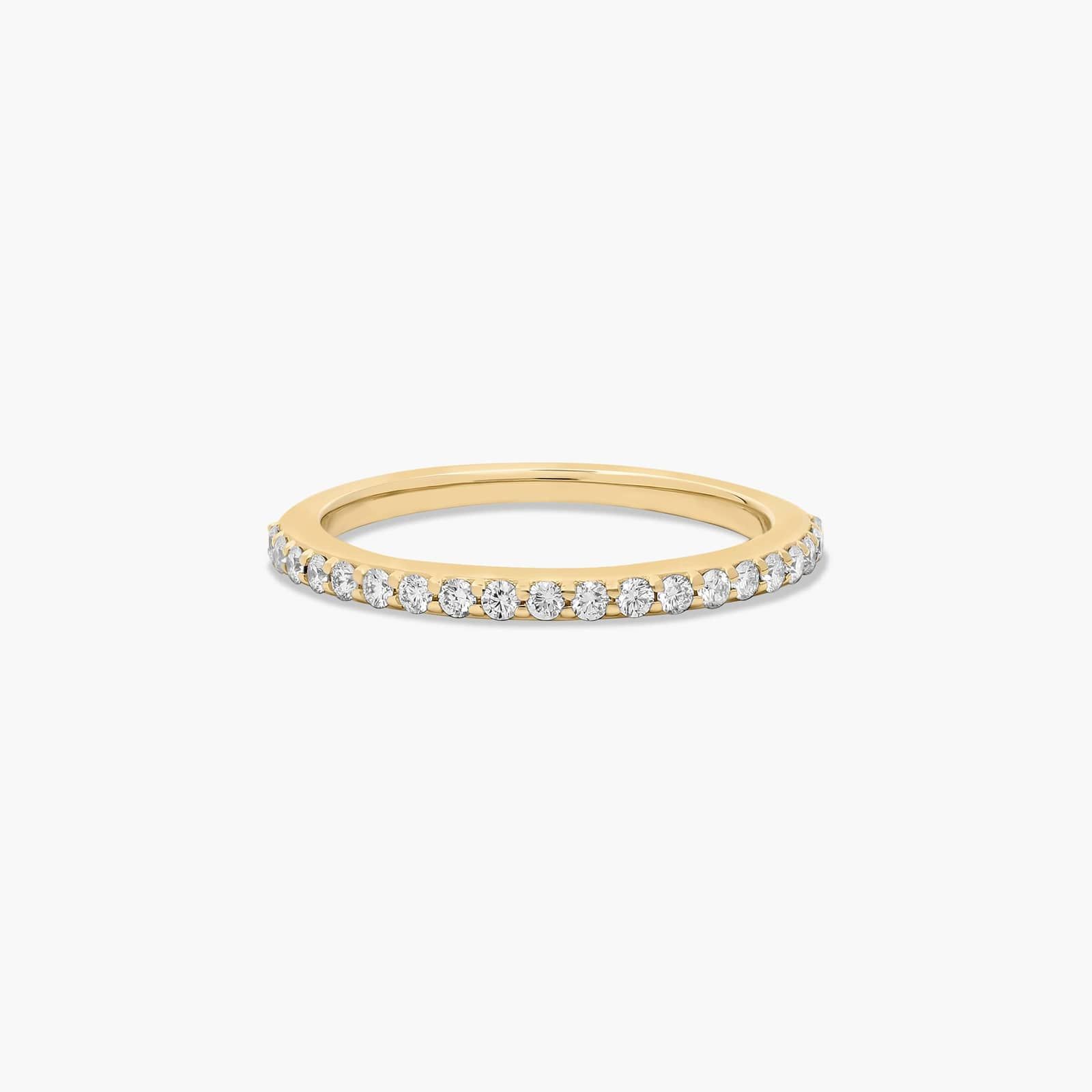 Antique Clover Pavé Diamond Wedding Ring In 18K Yellow Gold (2.00mm)