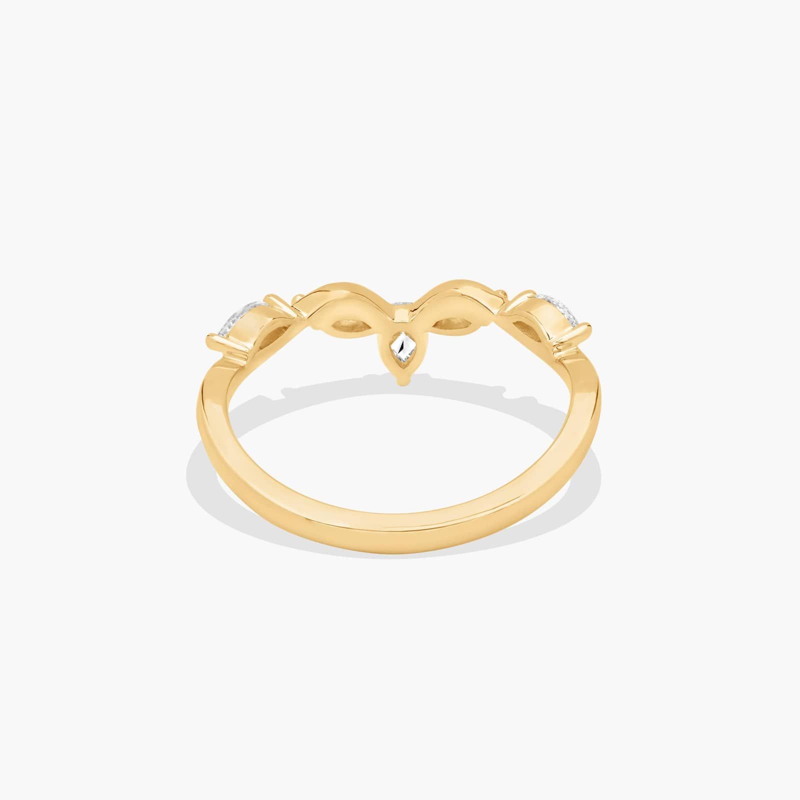 Floral Vine Diamond Wedding Ring In 14K Yellow Gold (1.50mm)