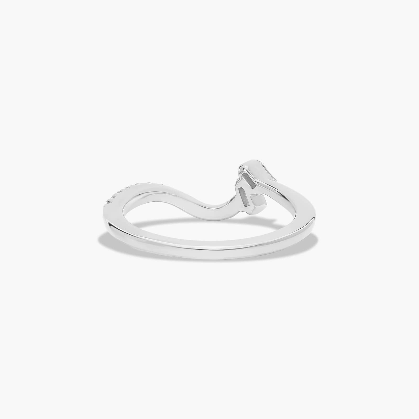 Feathered Contour Diamond Wedding Ring In 18K White Gold (1.50mm)