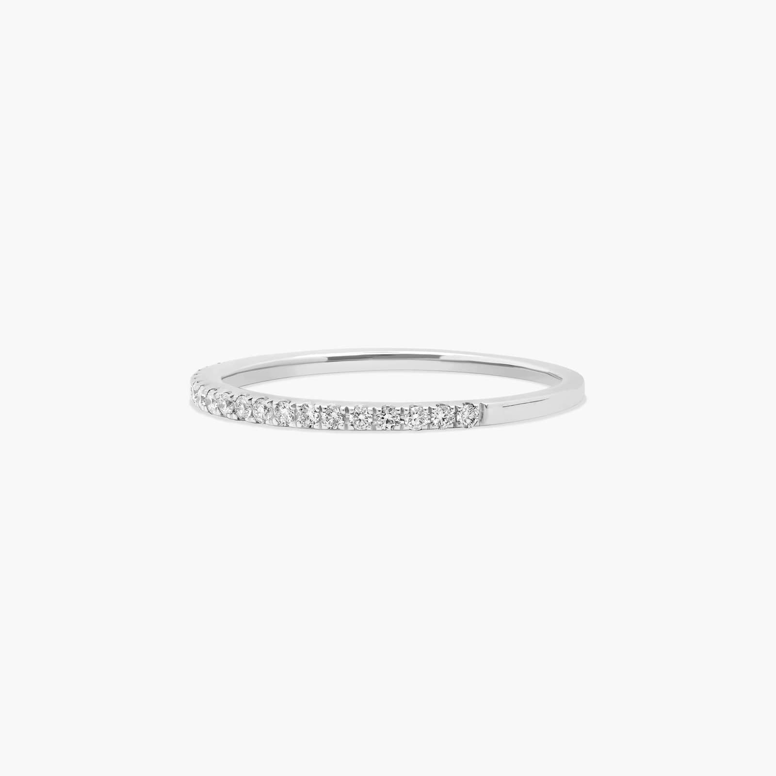 Single Row Diamond Wedding Ring In Platinum (1.00mm)