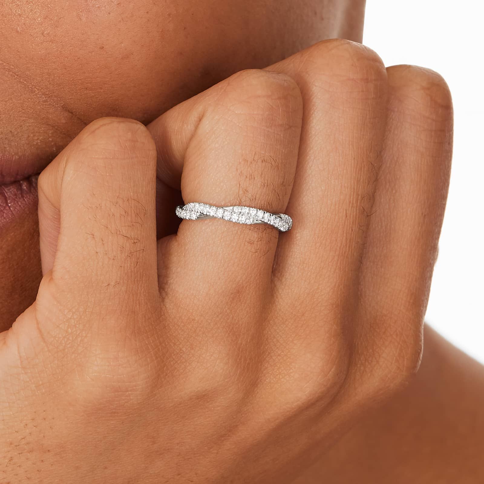 Pavé Rope Diamond Wedding Ring In 18K White Gold (2.60mm)