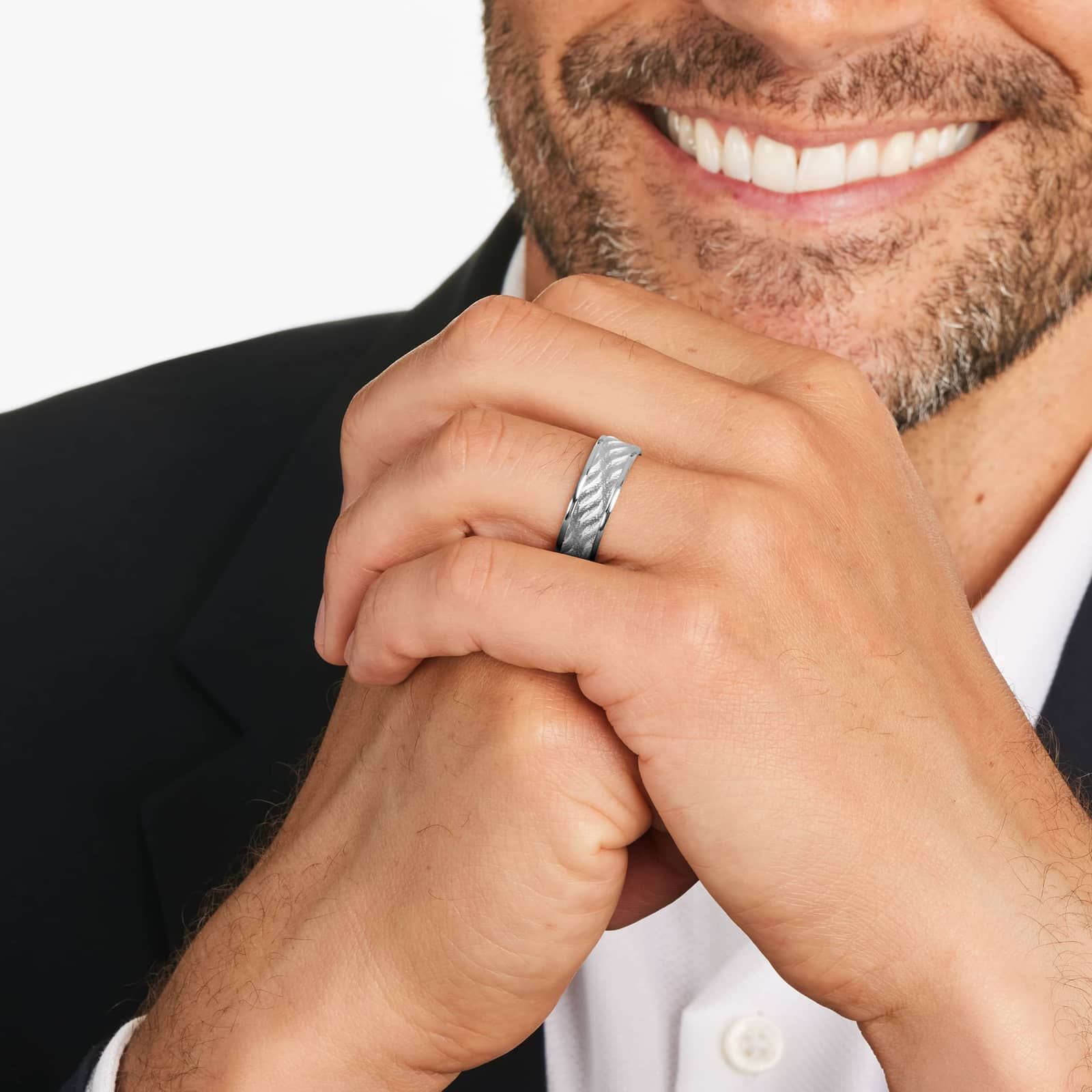 Wave Design Men's Wedding Band In Platinum (7.00mm)