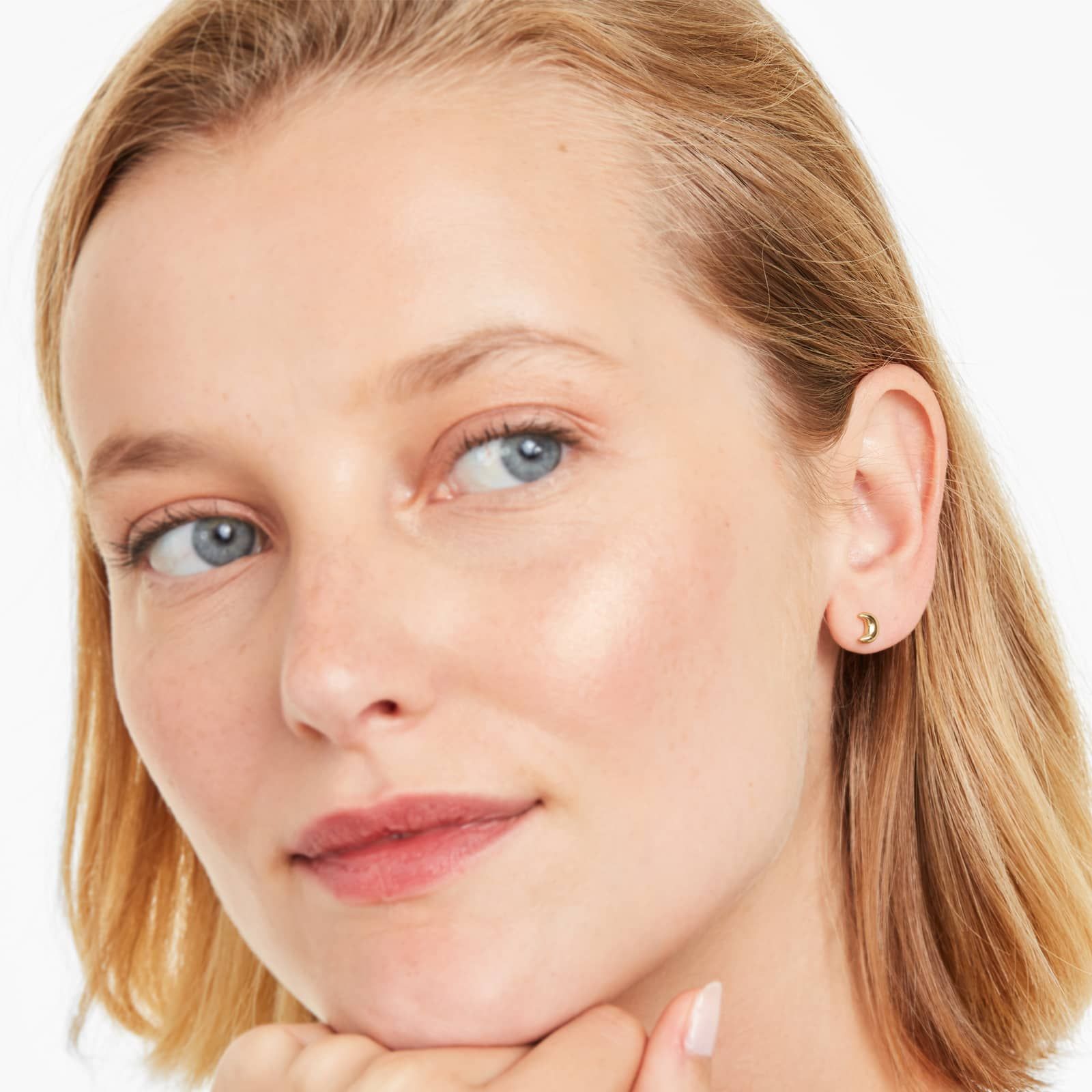 Half Moon Stud Earrings In 14K Yellow Gold