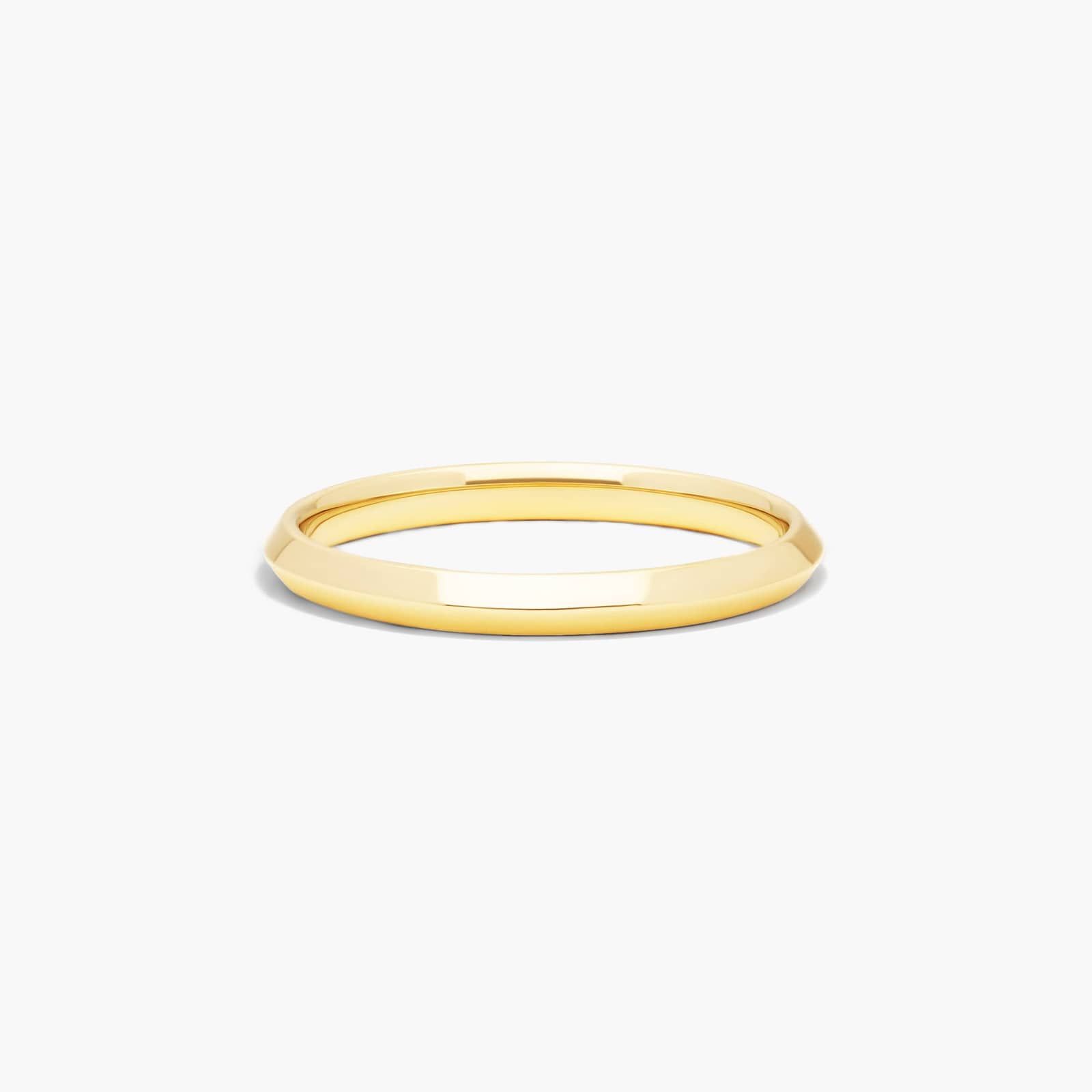 Knife Edge Wedding Ring In 18K Yellow Gold (2.00mm)