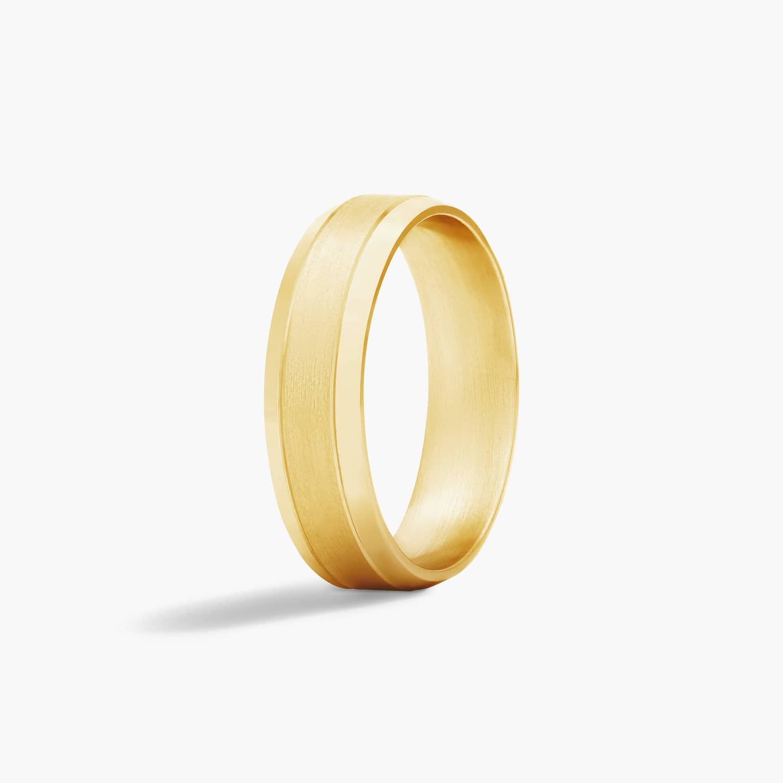 Comfort Fit Etched Men's Wedding Band In 14K Yellow Gold (6.00mm)