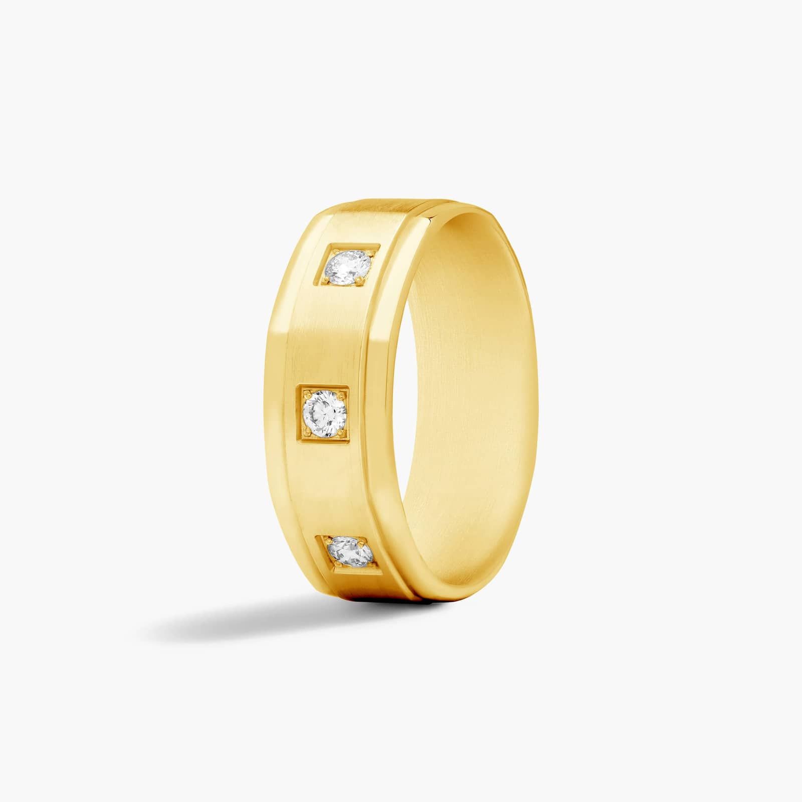 Pavé Set 3-Stone Men's Diamond Wedding Band In 18K Yellow Gold (8.00mm)