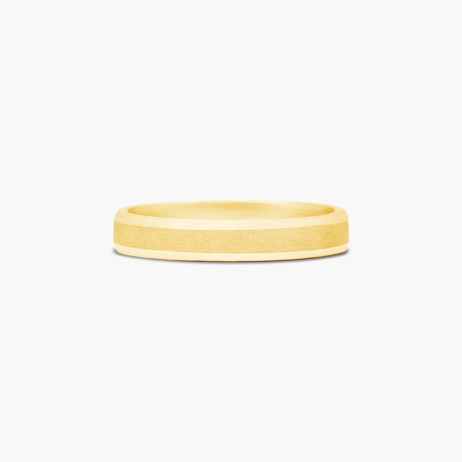 Comfort Fit Satin Beveled Edge Men's Wedding Band In 14K Yellow Gold (4.00mm)