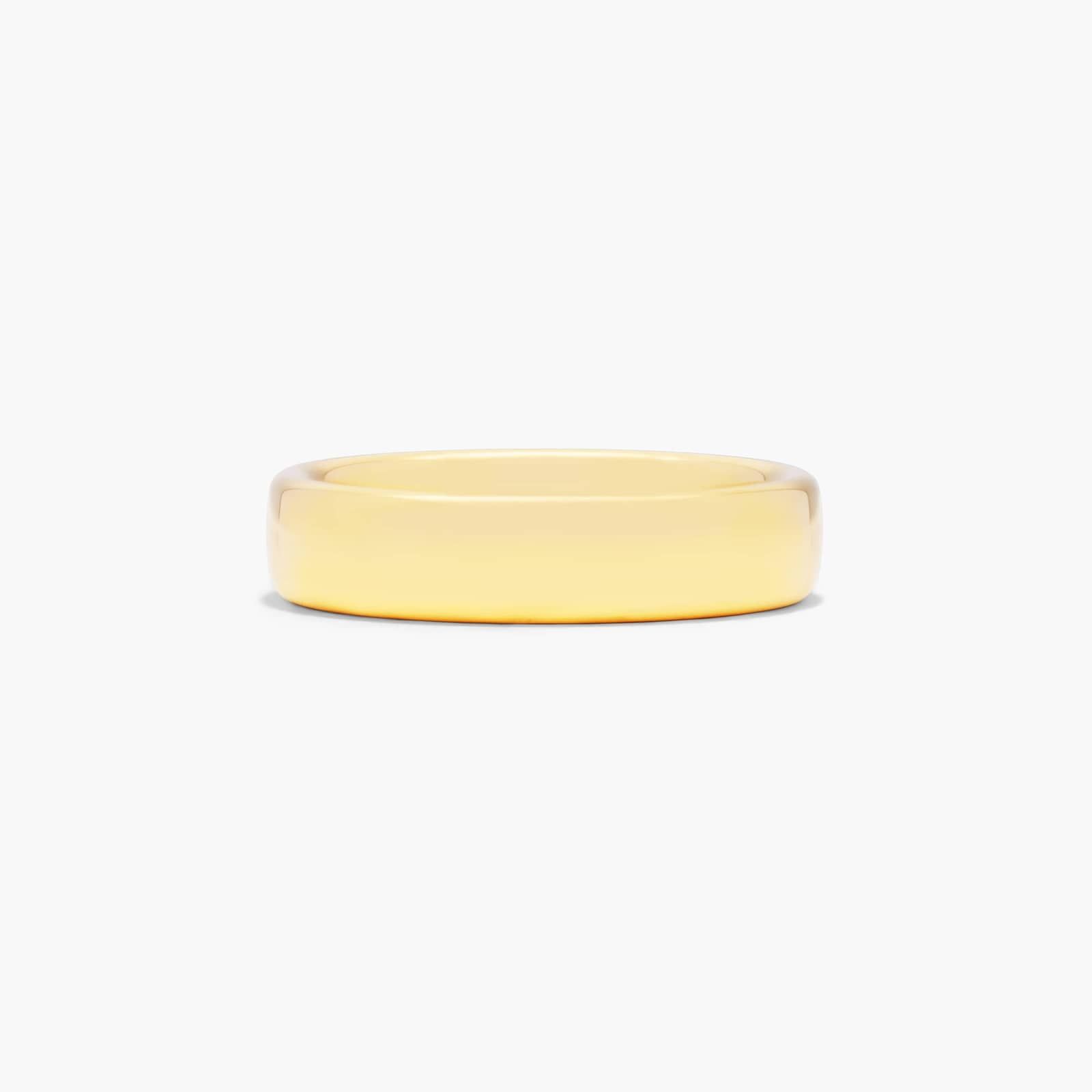 Comfort Fit Slightly Flat Wedding Band In 18K Yellow Gold (5.50mm)