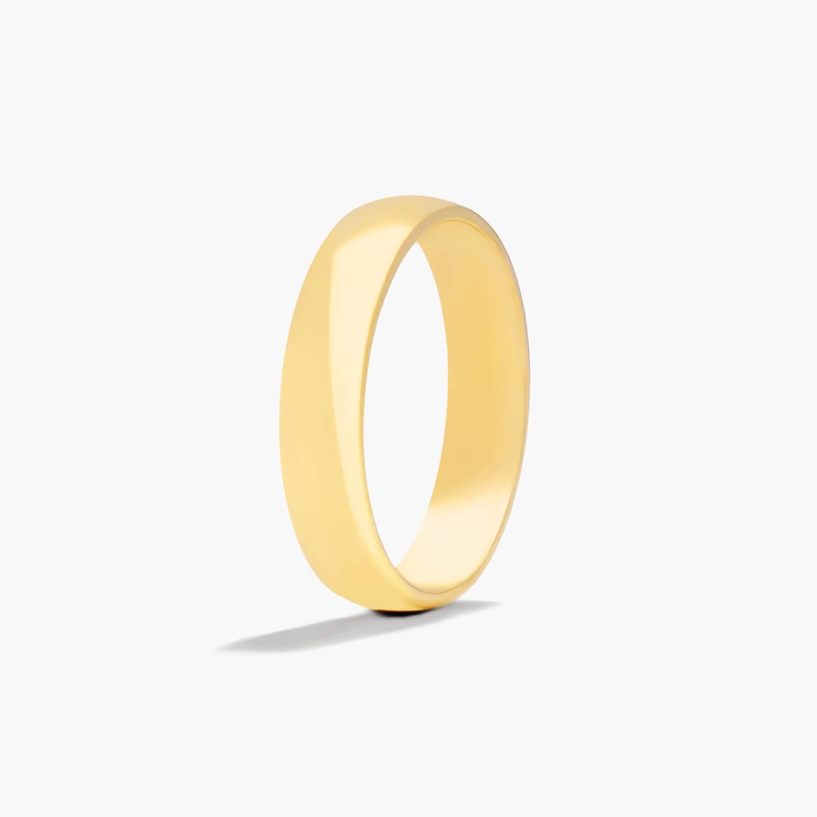 Low Dome Wedding Band In 18K Yellow Gold (4.00mm)