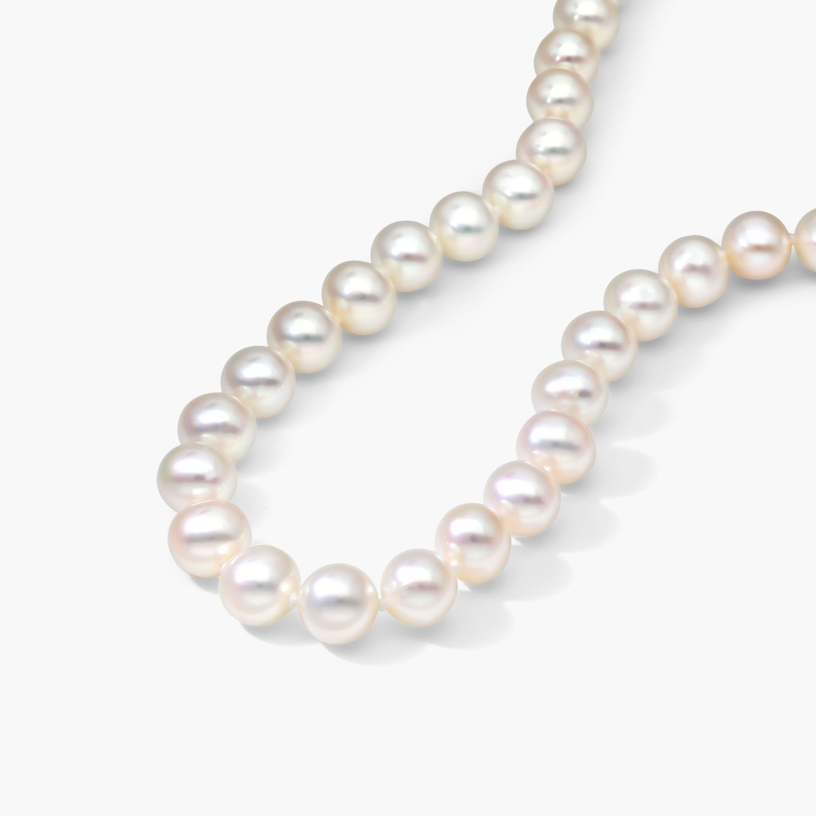 14K Yellow Gold Freshwater Cultured Pearl Fish Clasp 18" Necklace (7.0-8.0mm)
