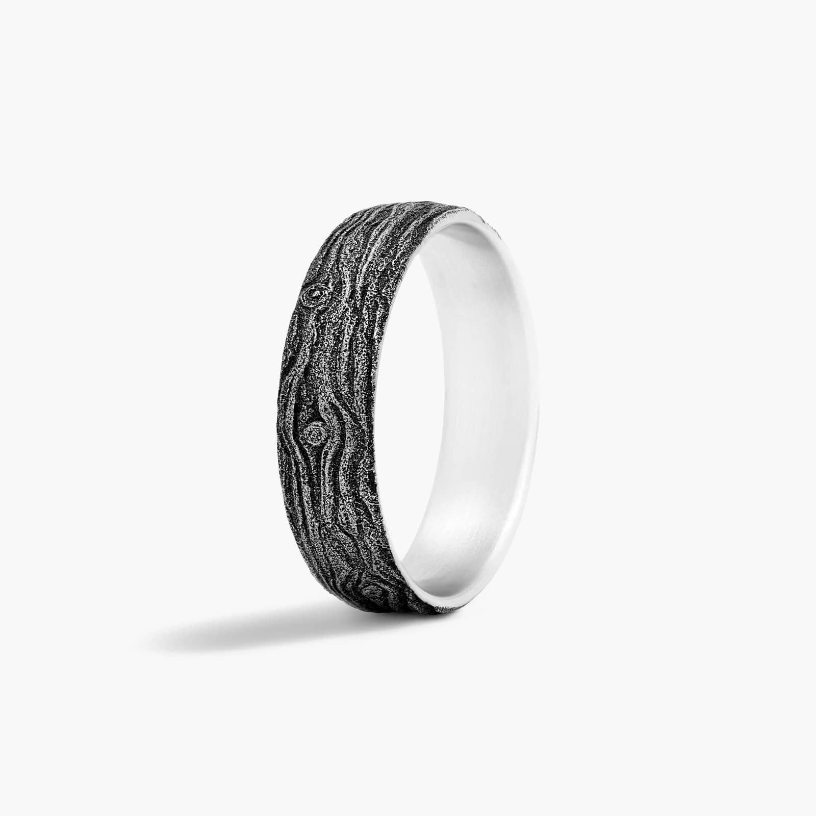 Blackened Comfort Fit Log Knot Pattern Men's Wedding Band In Platinum (6.00mm)