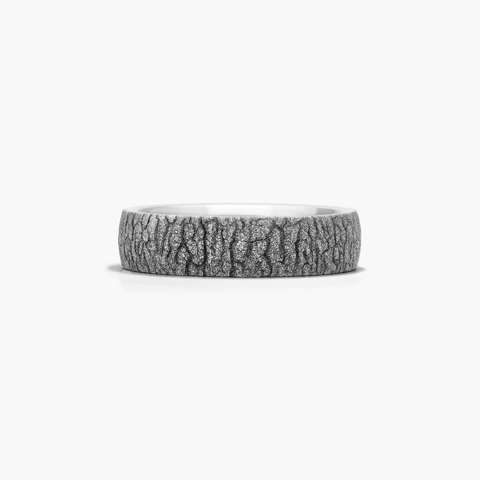 Comfort Fit Bark Pattern Men's Wedding Band In Cobalt (6.00mm)