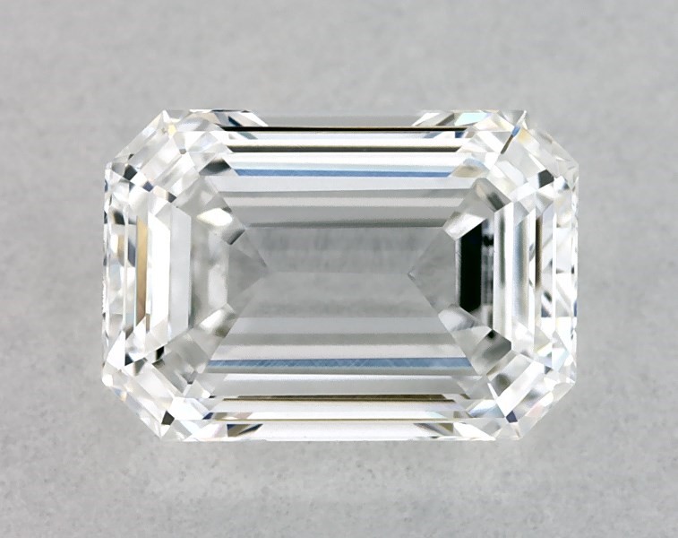 0.44 carat emerald diamond, E VS1