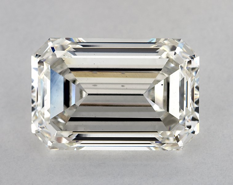 6.30 ct Emerald, G · VS2 · Good