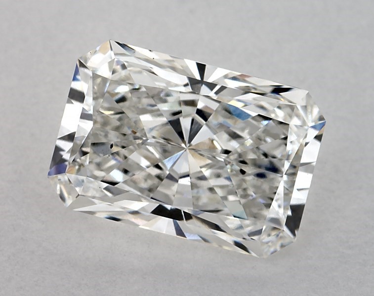 3.53 carat radiant diamond, G SI1