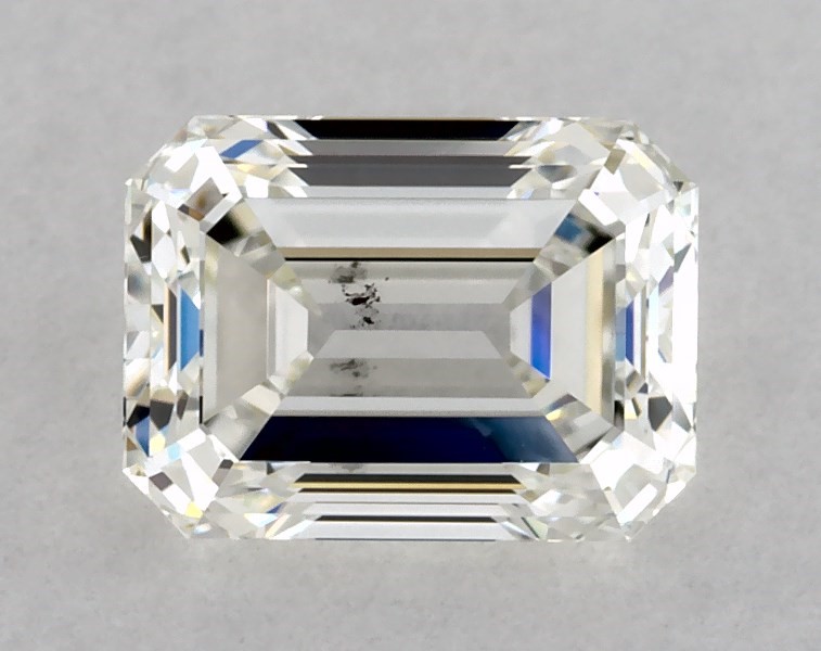 0.81 carat emerald diamond, I SI1