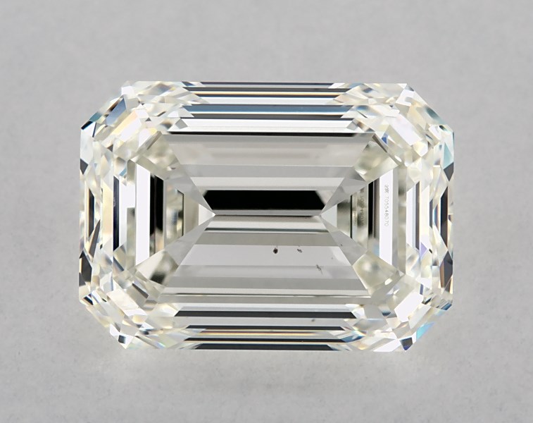 3.78 carat emerald diamond, H VS2
