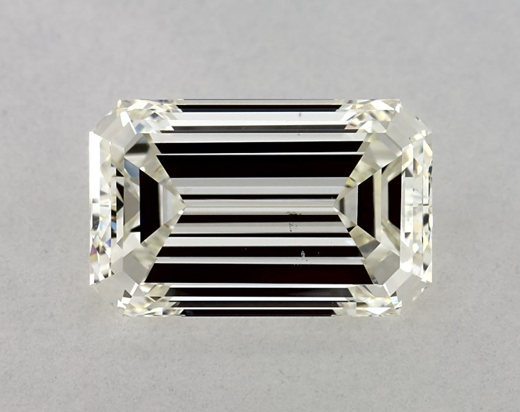 3.01 carat emerald diamond, I VS2
