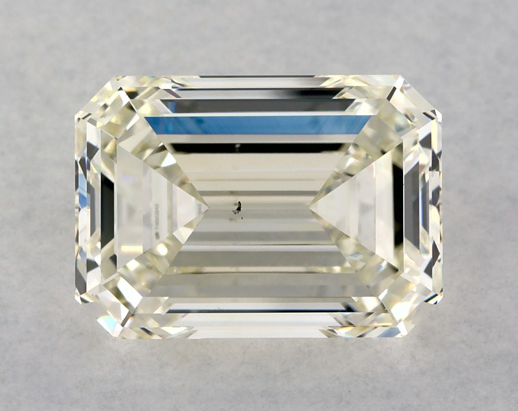 4.04 carat emerald diamond, I VS2