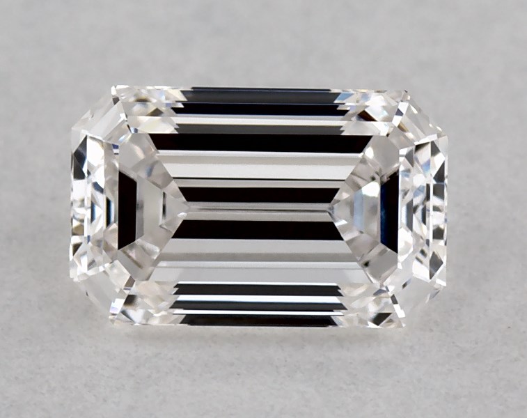 0.51 carat emerald diamond, E VS1