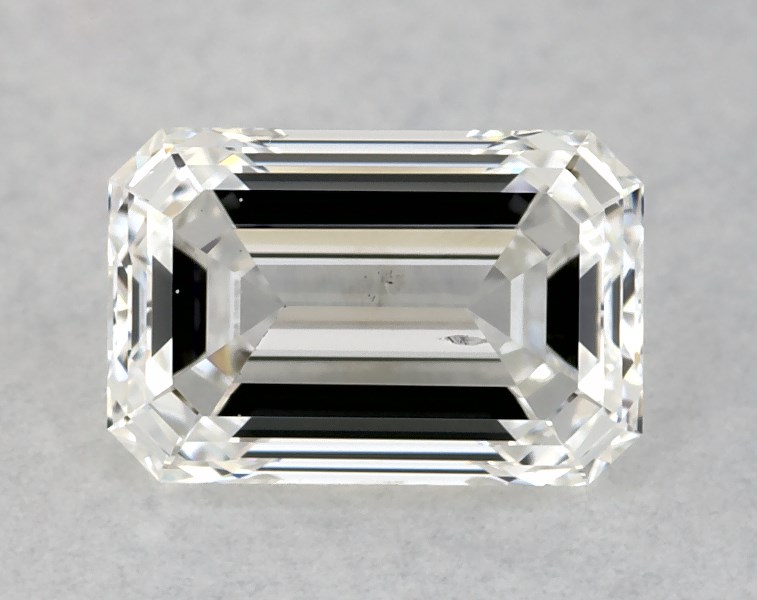 0.64 carat emerald diamond, H SI1